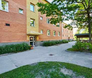 Svarvargatan 4 A - Foto 1