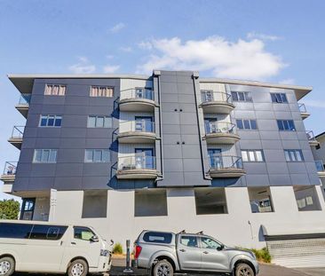 CBD Living! - Photo 5