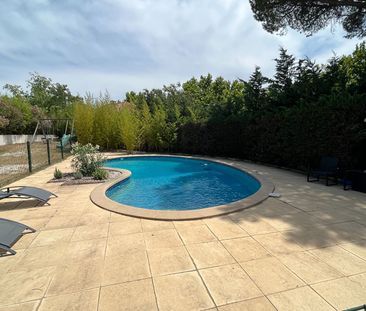 A louer à Marseille 13012 - Maison de grand standing avec jardin, piscine et garage - Photo 5