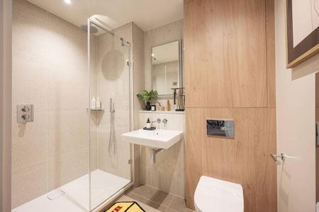 3 bedroom flat to rent - Photo 5