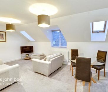 2 bedroom maisonette to rent - Photo 1