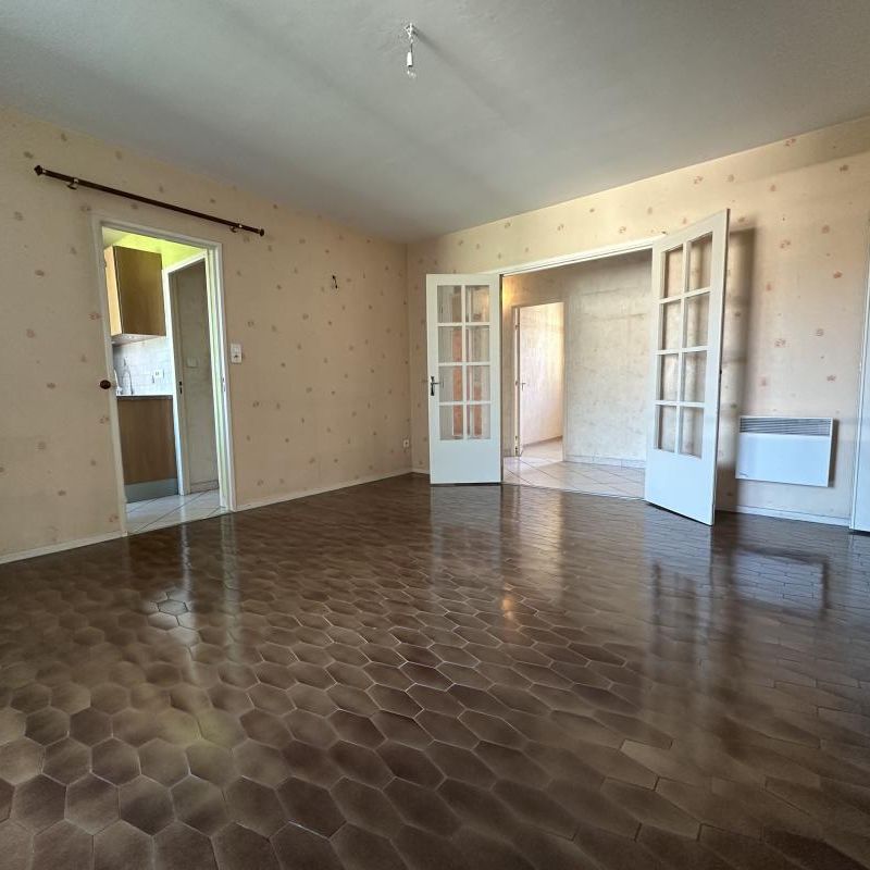 Location Appartement 4 pièces 75m² CHAMBERY 73000 - Photo 1