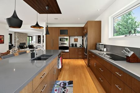 For Lease - 4 Holly Court, Collingwood, Ontario - Photo 3