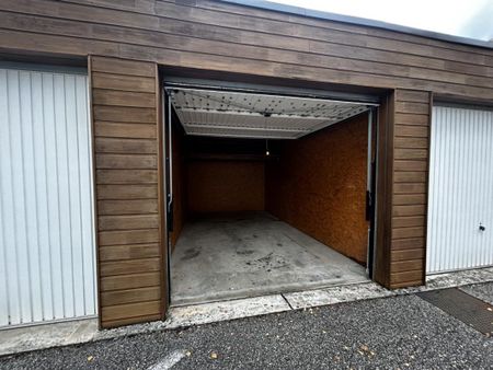 Location Appartement 2 pièces 45m² LA MOTTE SERVOLEX 73290 - Photo 4