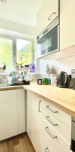 Barnsdale Road, Reading Barnsdale Road, Reading - Photo 2