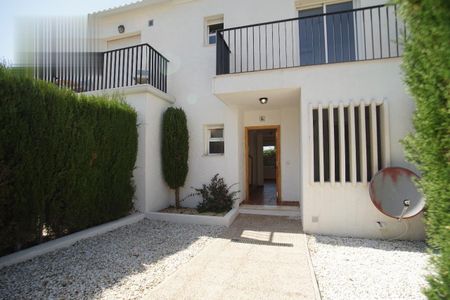 Bungalow For Long Term Rental in Albir - Photo 3