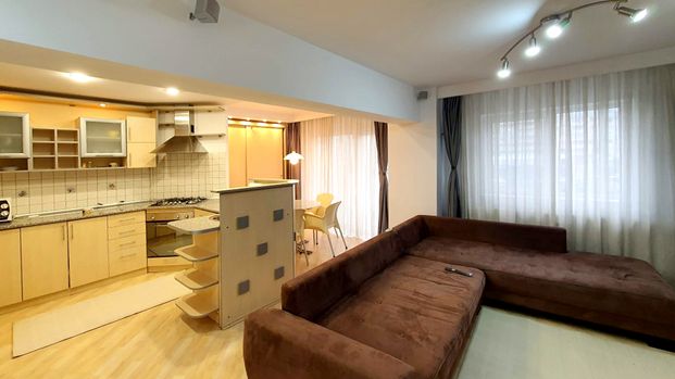 Apartament de inchiriat in Ploiesti, zona Piata Mihai Viteazul - Photo 1