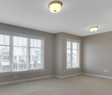 For Lease - 644 RUE DU CARTOGRAPHE Street, Orleans - Cumberland and... - Photo 6