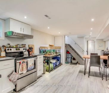 52 Kenwood Avenue #Lower - Photo 4