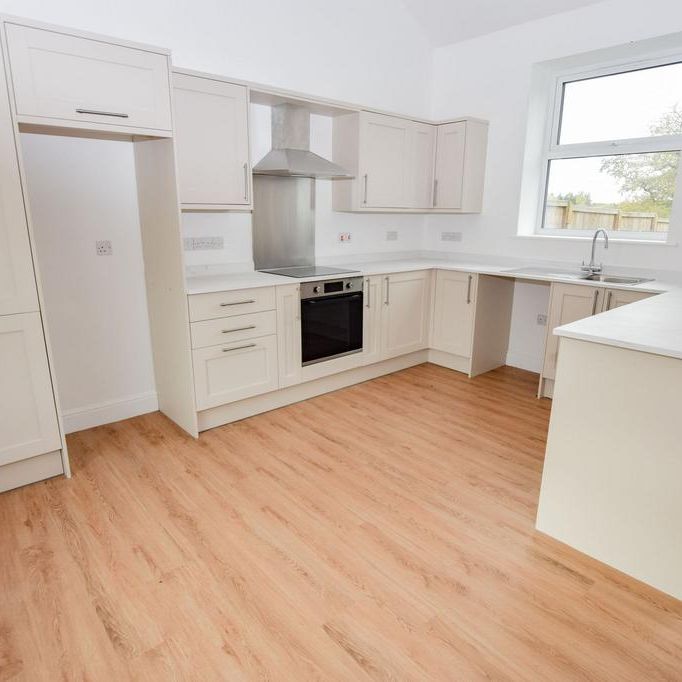 2 bedroom terraced bungalow to rent - Photo 1