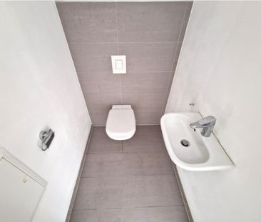 Attraktive 2-Zimmer Wohnung mit Balkon – direkt beim Eurogate - Photo 3