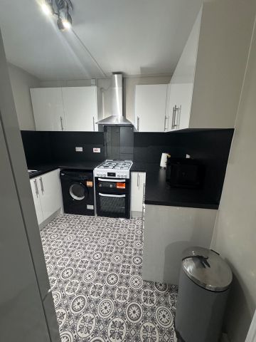 3 Bed Flat, Tudor Court, N1 - Photo 5