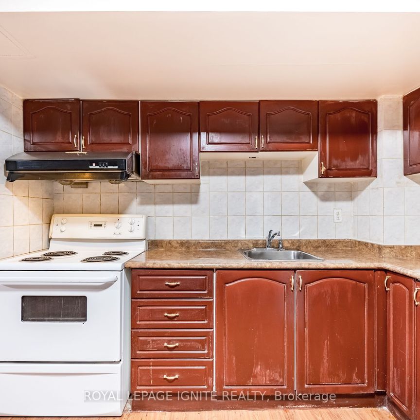 For Lease - 176 Wright Avenue Unit# BSMT, Toronto, Ontario - Photo 1