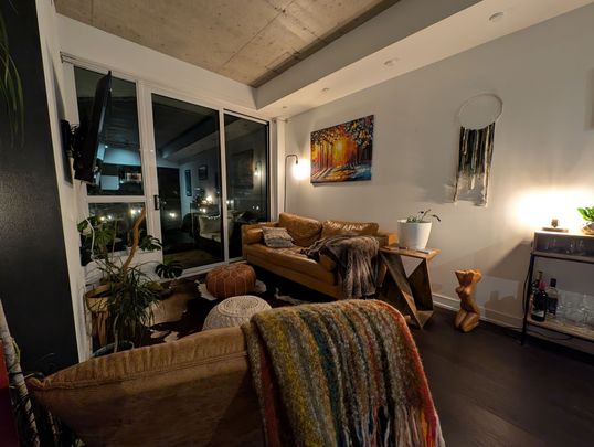 For Lease - 1030 King Street Unit# 610, Toronto, Ontario - Photo 1