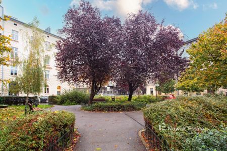 Stylowy 4-pok., z antresolami w sercu Kazimierza - Photo 3