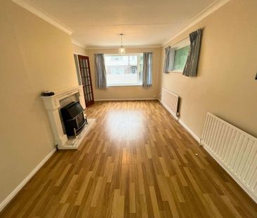 3 bedroom end of terrace house to rent - Photo 1