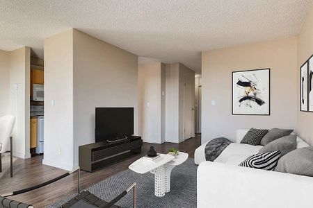 1228 13 Ave SW, Calgary - Photo 2