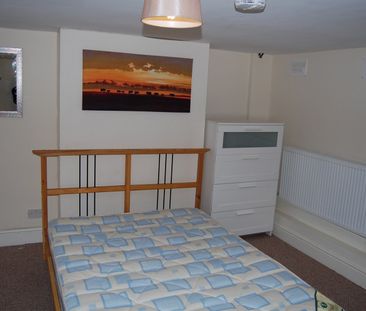 Richmond Road - Photo 4