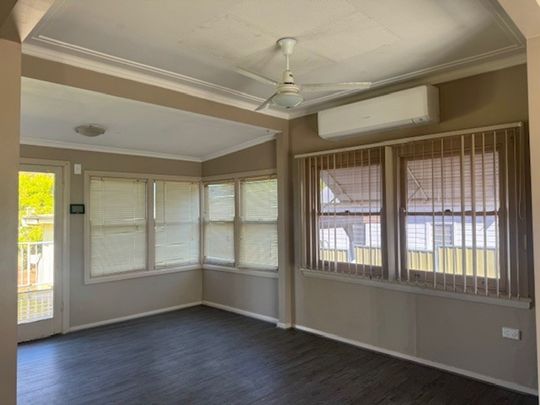 Cosy updated 2-bedroom cottage. - Photo 1