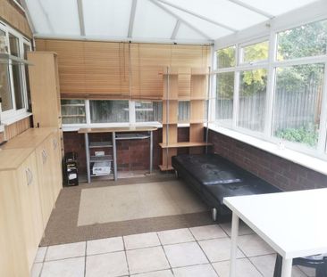 4 bedroom detached house to rent - Photo 1