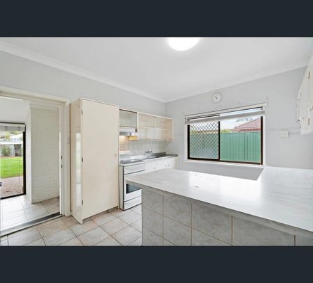 5 Beaconsfield Street, St James, WA 6102 - Photo 5