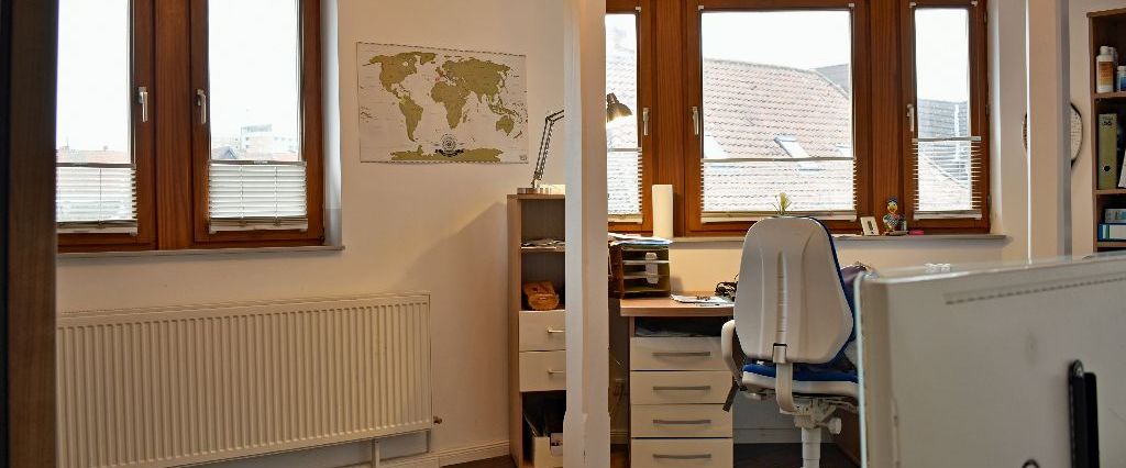 Linden Süd, Charlottenstrasse, saniert, 3 Zimmer Wohnung, 01.12.2025 oder später - Foto 1