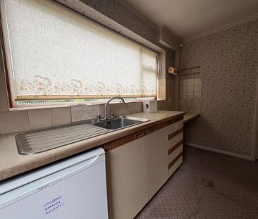 3 bedroom detached house to rent - Photo 3