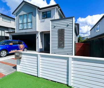 5 Bedrooms on Mantis Ln - Photo 2