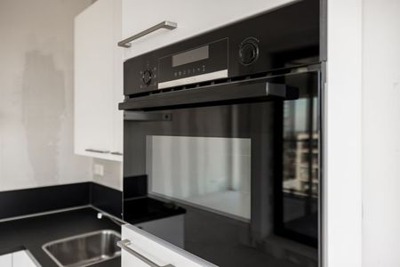 Appartement te huur: Dirk Boutslaan 10-142 5613 LH Eindhoven - Photo 2