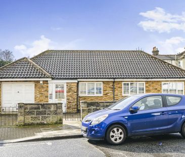 3 bedroom bungalow to rent - Photo 2