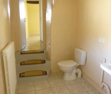 Pour visiter, appeler le 02.23.55.91.17 VITRE, Centre Ville, ce T1 ... - Photo 5