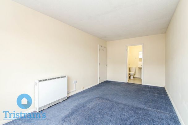 2 bed Apartment for Rent - Photo 1