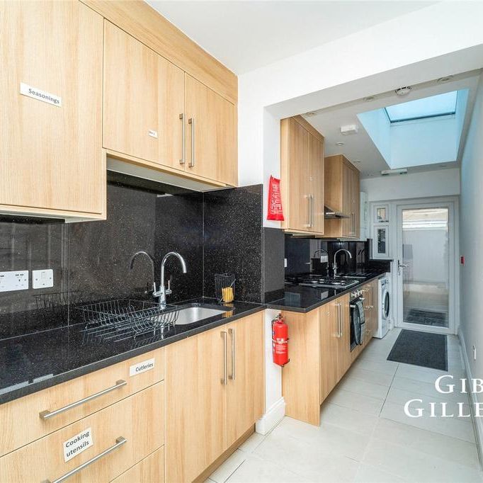 7 bedroom house share to rent - Photo 1