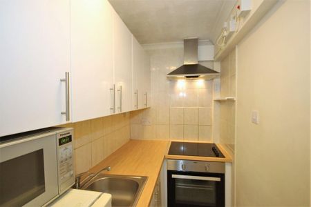 1 bedroom ground floor flat to rent - Photo 5