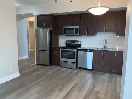 For Lease - 7165 Yonge Street Unit# 1009, Markham, Ontario - Photo 5