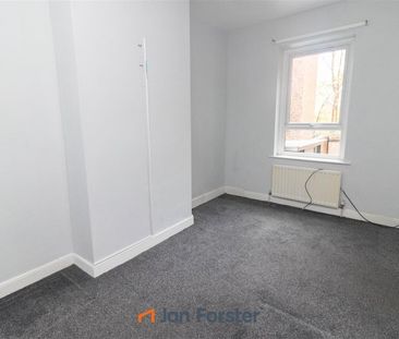 2 Bedroom Flat - Ground Floor - Photo 5