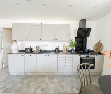 Flat 78, 6 Martin Court, Hastings, TN34 1EF - Photo 5