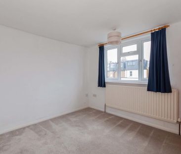 2 bedroom end of terrace house to rent - Photo 5