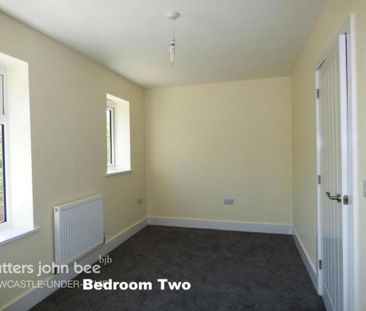 2 bedroom semi-detached house to rent - Photo 4