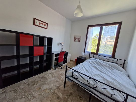 Appartement 1 pièces 12m2 MARSEILLE 13EME 450 euros - Photo 1