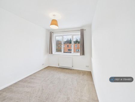 3 bedroom maisonette to rent - Photo 5