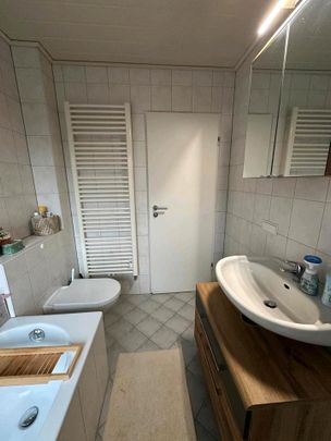 4-Zimmer Wohnung in Bechtsbüttel mit Balkon - Photo 1