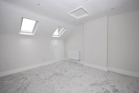 Belfort Road, London, SE15 - Photo 4