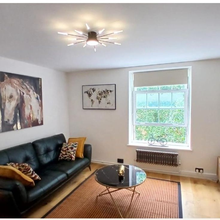 2 Bed Flat, Moira House, SW9 - Photo 1