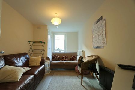 8 Bed Terraced House, Beauley Road, BS3 - Photo 2