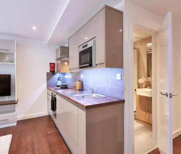 Studio to rent - Photo 1