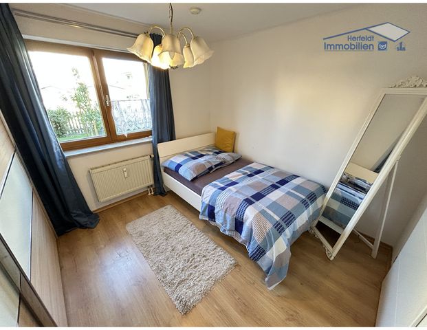 Gartenliebhaber aufgepasst: 2-Zimmer-Wohnung mit zusätzlichen 60 m² Gartenfläche - Photo 1