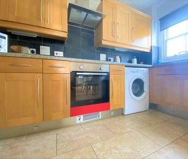 Bezant Place, Newquay, TR7 - Photo 1