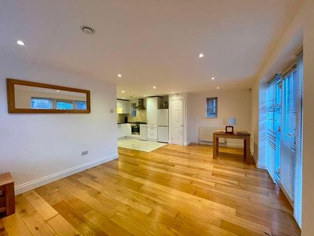 Grenfell Road Maidenhead Berkshire, SL6 - Photo 5