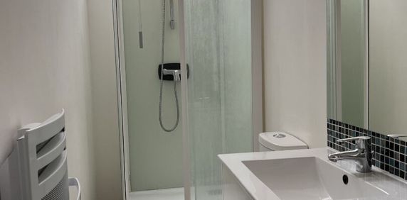 Location Appartement 2 pièces 25m² - Photo 2